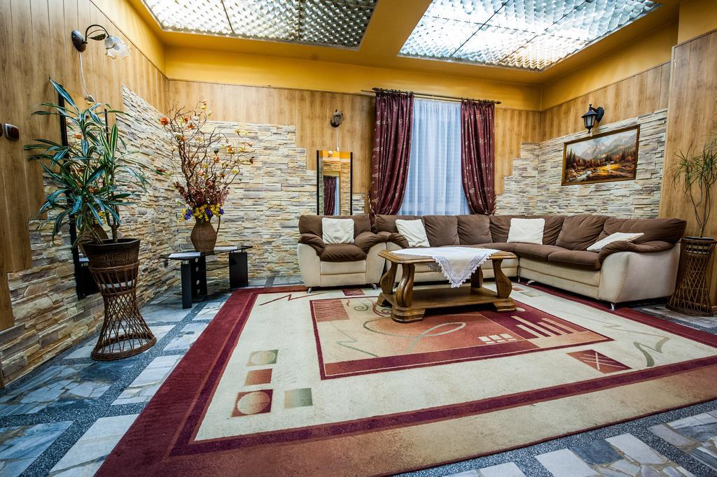 Dw Chalubinski 1 Bed & Breakfast - Zakopane — Photos 1